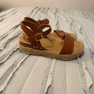 Wild Diva Brown Espadrille Platform Sandals | Size 7.5